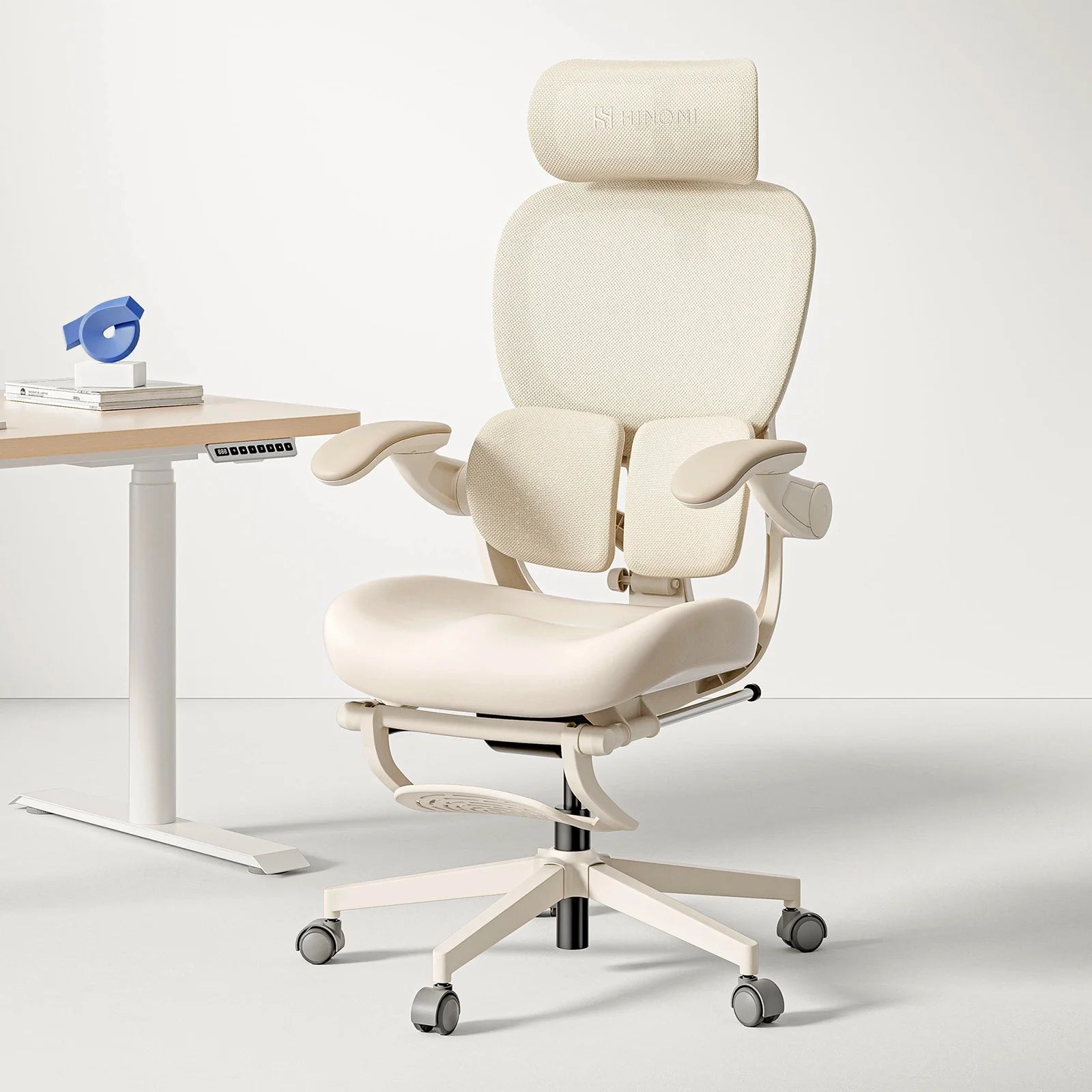 Hinomi Q2 Ergonomic Office Chair with Free Legrest