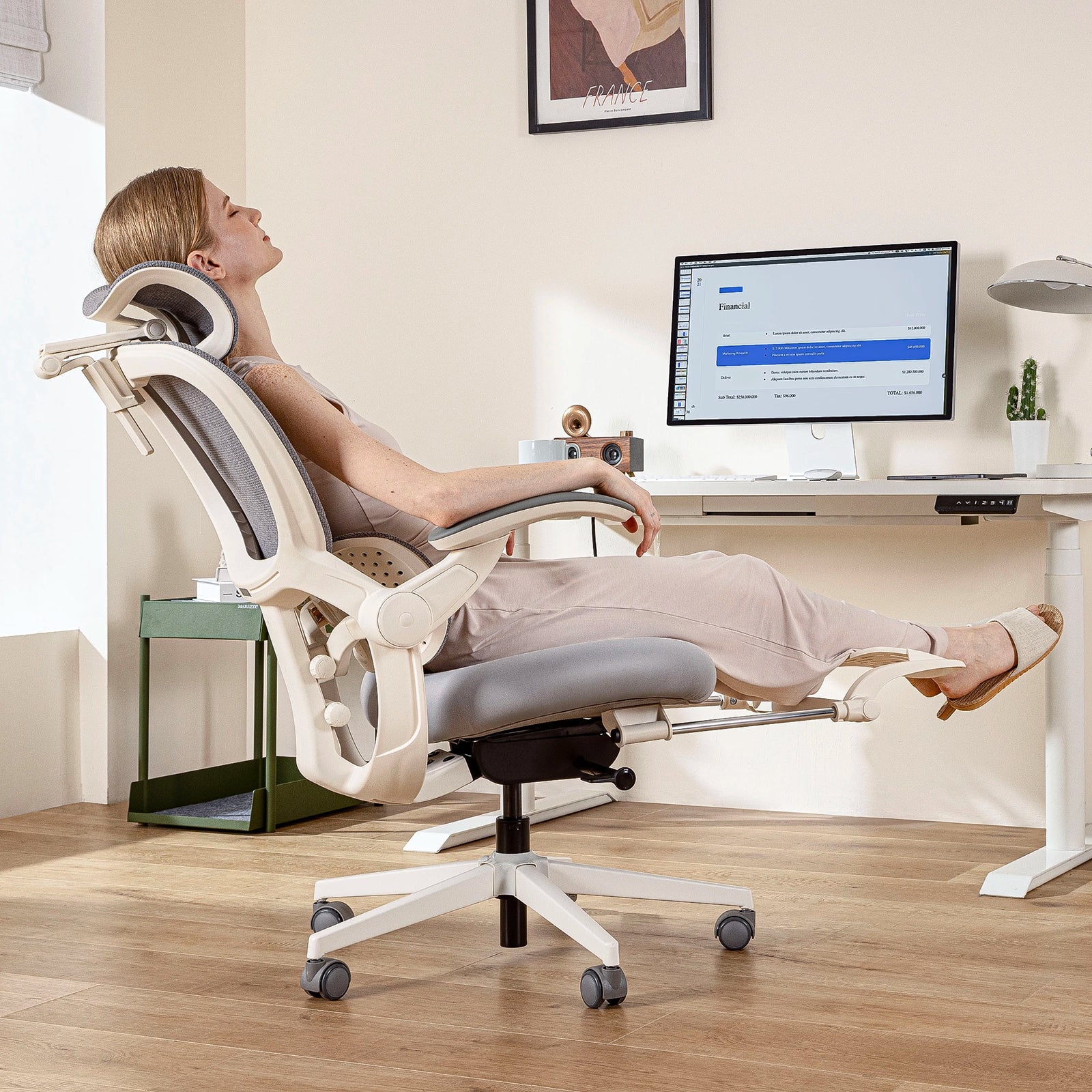 (Pre-Order) Hinomi Q2 Ergonomic Office Chair with Free Footrest